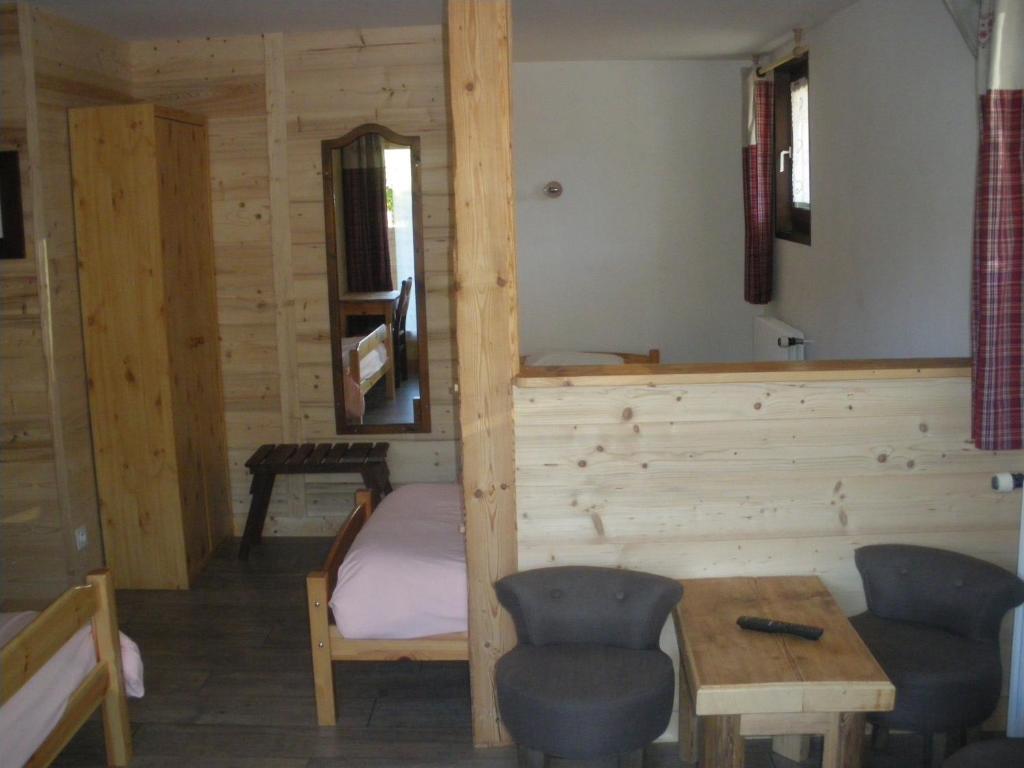 Hotel Le Grand Tetras Morzine Room photo