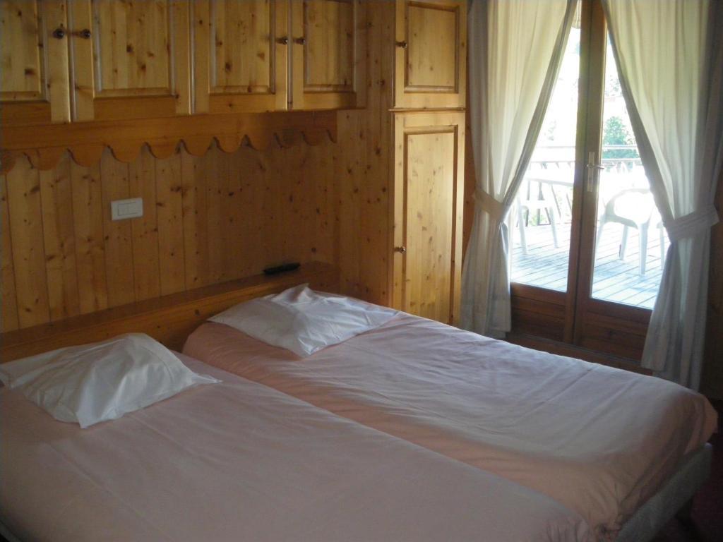 Hotel Le Grand Tetras Morzine Room photo